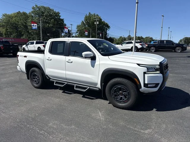 Used 2025 White Nissan PRO-4X image 11