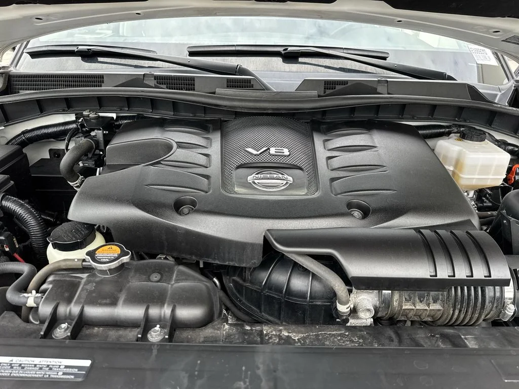 Used 2024 Aspen White Nissan SL image 59