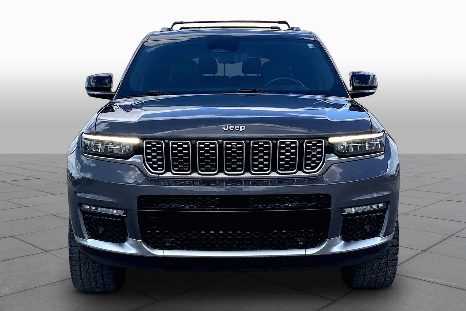 Used 2022 Baltic Gray Metallic Clearcoat Jeep Summit image 4