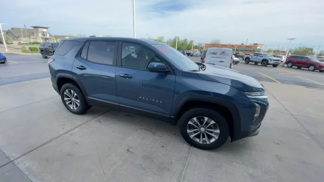 Used 2025 Blue Chevrolet LT image 3