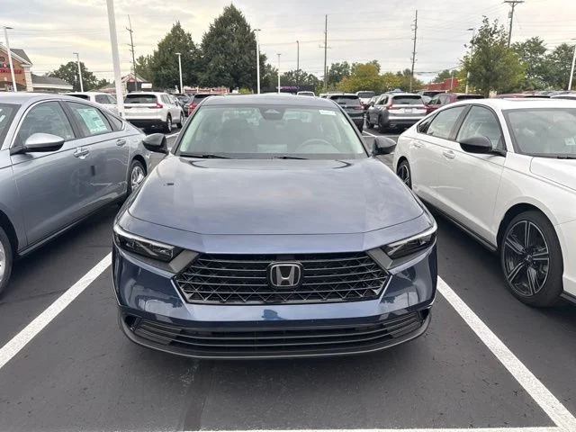 New 2026 Canyon River Blue Metallic Honda SE image 2