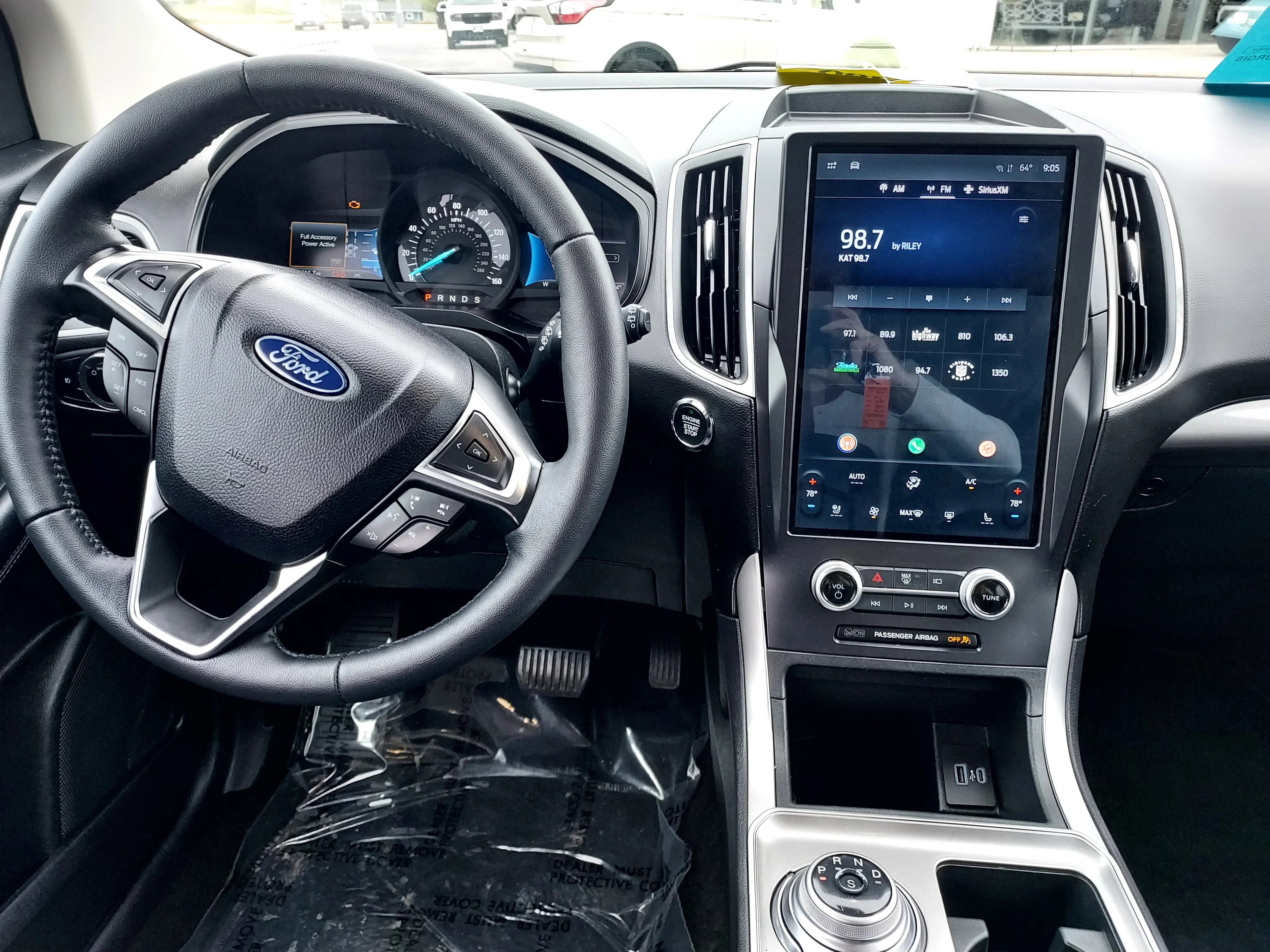 Used 2024 Blue Ford SEL image 29