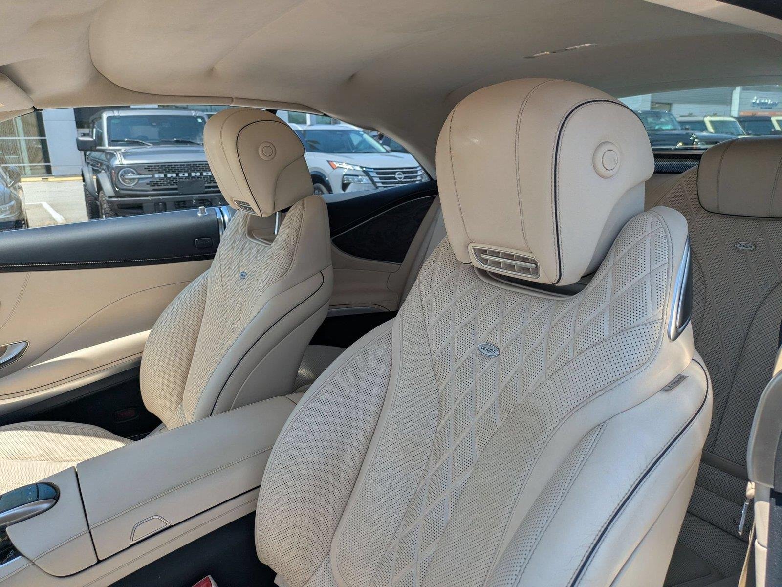 Used 2018 designo Diamond White Metallic Mercedes-Benz S 560 image 15