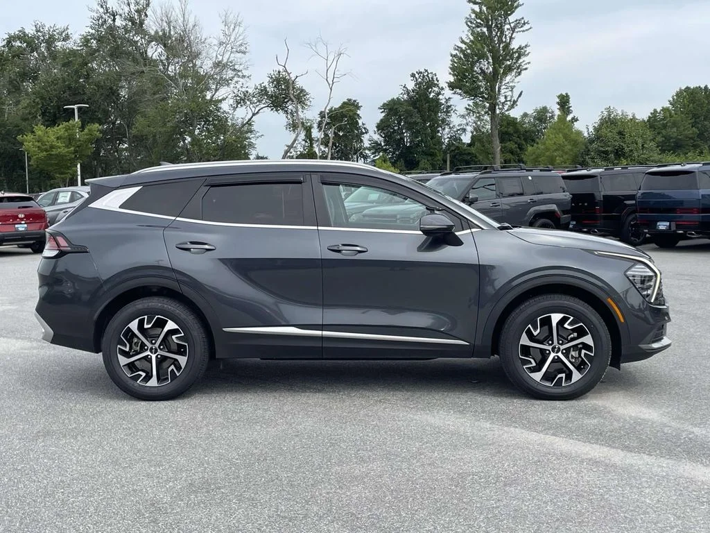 Used 2024 Gravity Gray Kia EX image 30