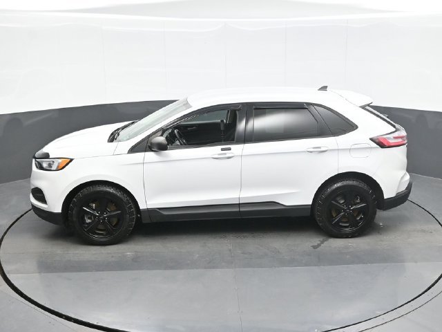 2022 Ford Edge SE - Photo 12