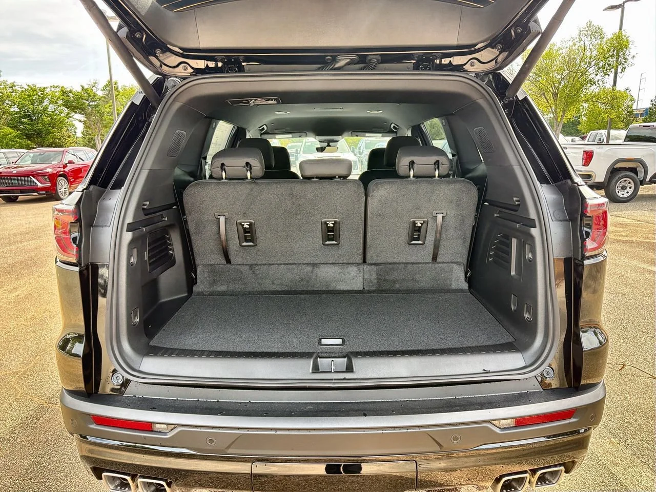 New 2026 Ebony Twilight Metallic GMC Elevation image 21