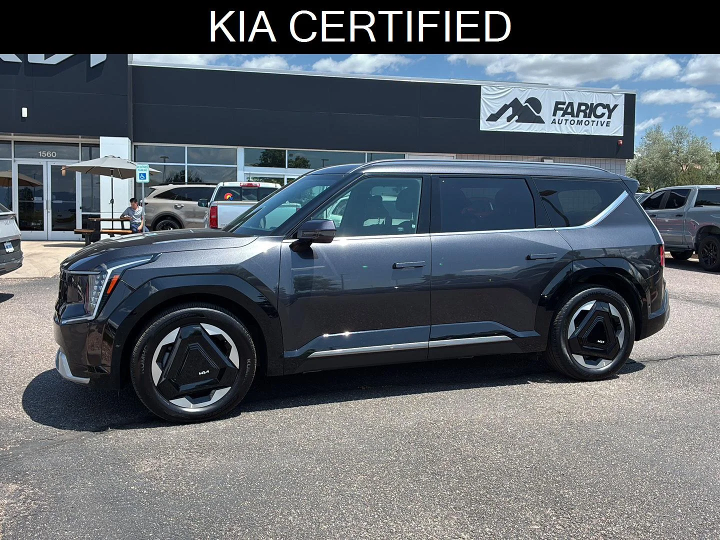 Used 2024 Panthera Metal Kia Land image 1