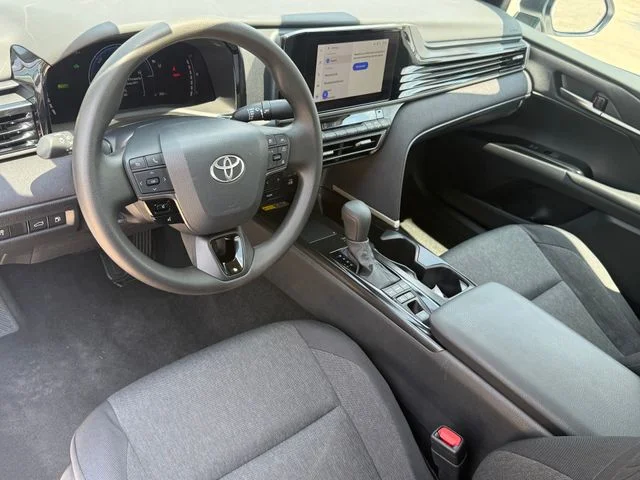 Used 2026 Ice Toyota LE image 10