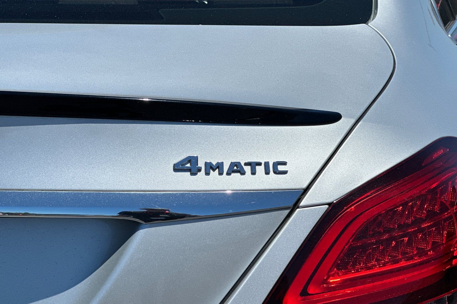 Used 2019 Silver Mercedes-Benz C 300 image 33