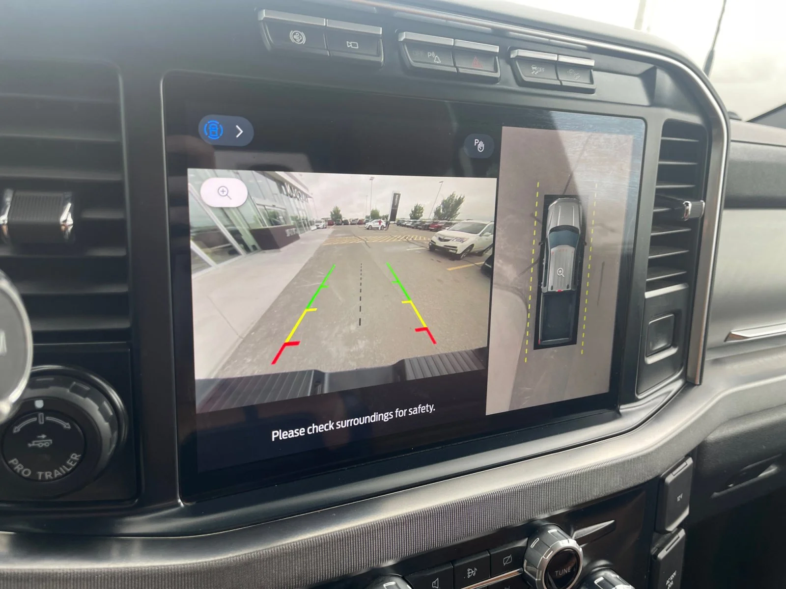 Used 2024  Ford PLATINUM SuperCrew image 26