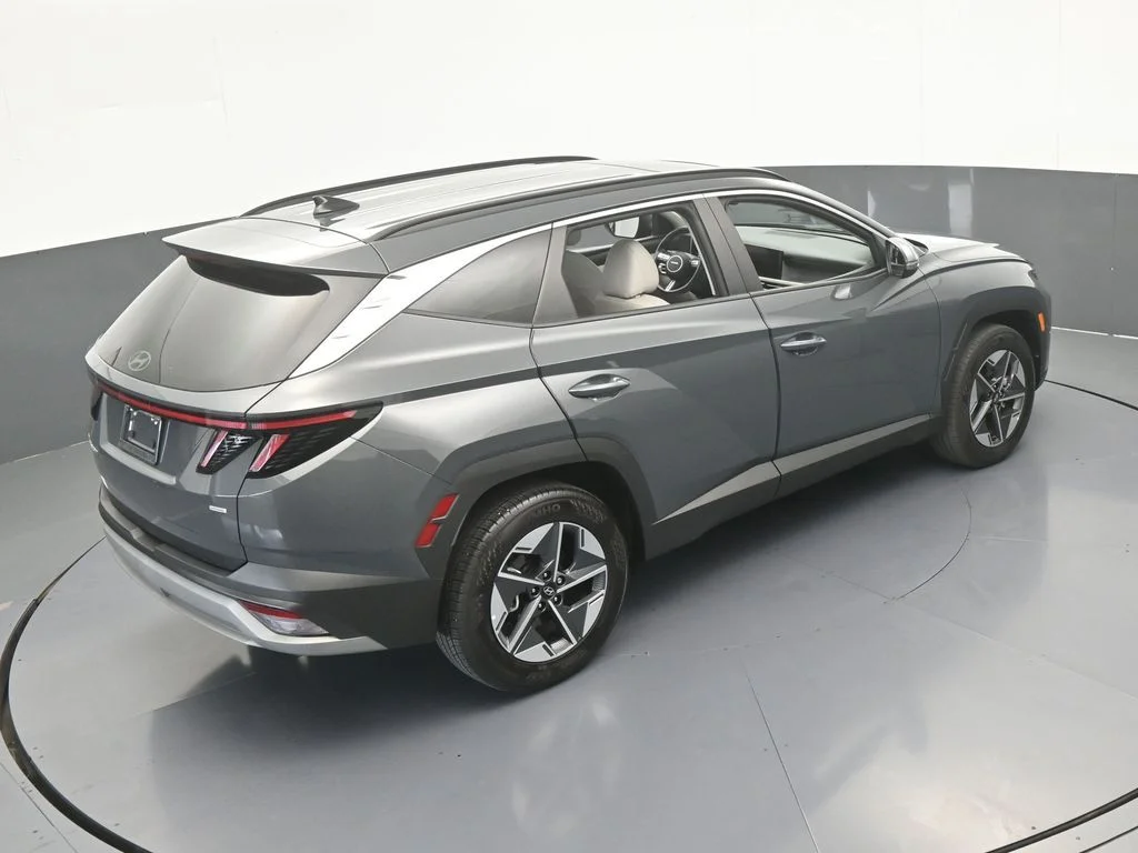 Used 2025 Ecotronic Gray Hyundai SEL Convenience image 54