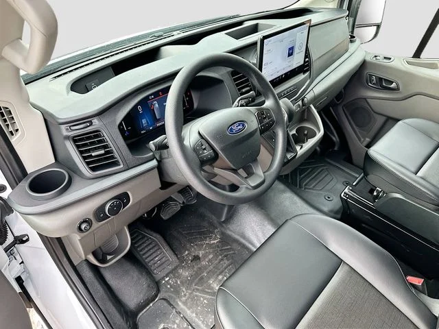 New 2026 Oxford White Ford Base image 6