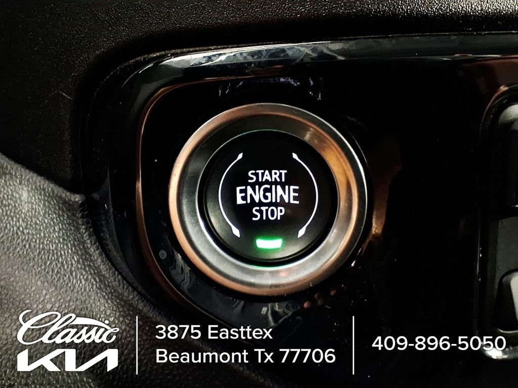 Used 2025 Gray Chevrolet LT image 18