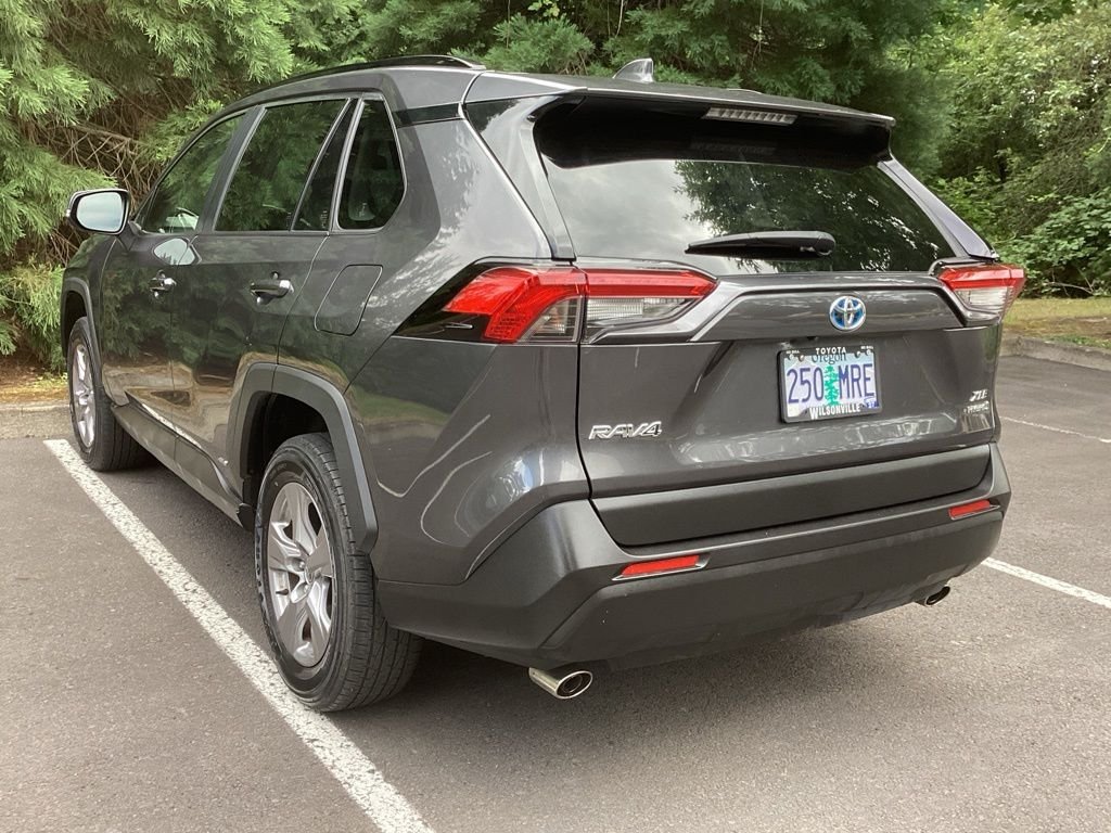 Used 2023 Gray Toyota XLE image 9