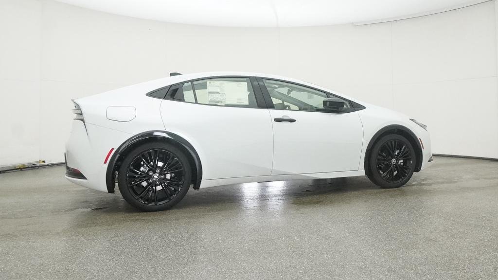 New 2026 Wind Chill Pearl Toyota Nightshade Edition image 39