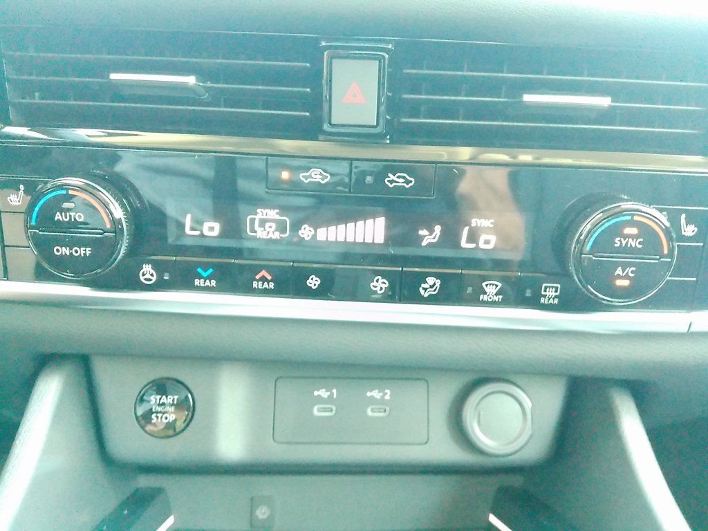 2025 Nissan Rogue SL - Photo 43