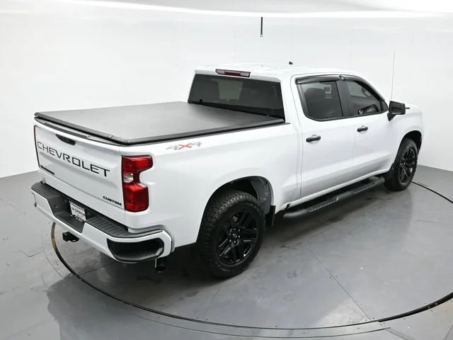 Used 2025 Summit White Chevrolet Custom image 36