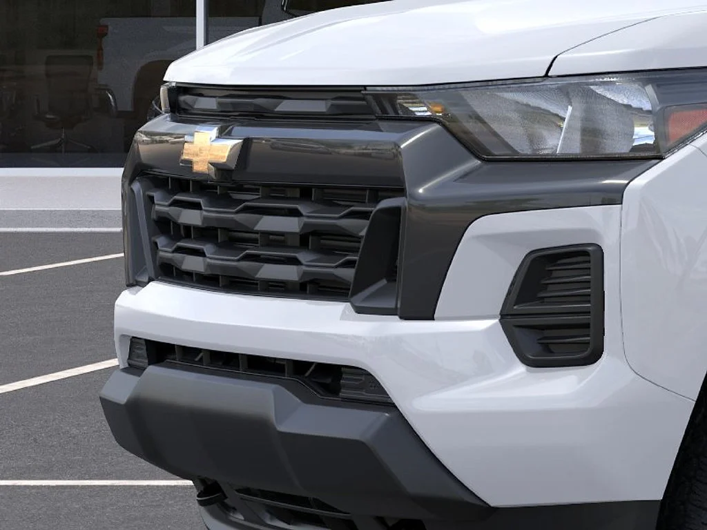 New 2026 Summit White Chevrolet LT image 14