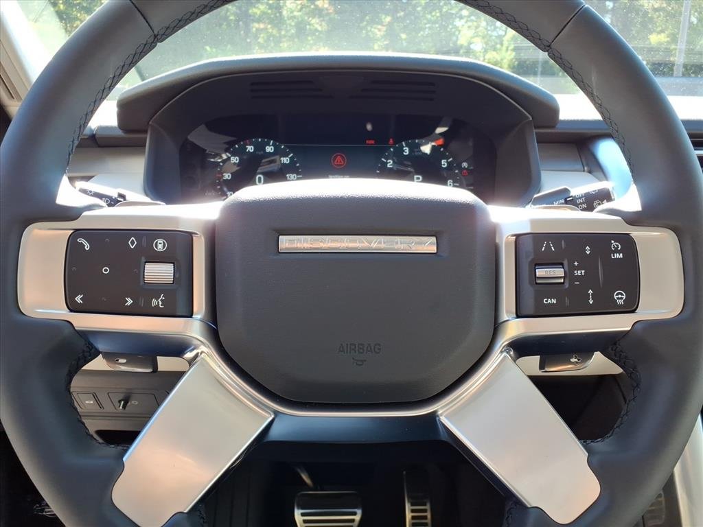 2026 Land Rover Discovery Gemini Edition - Photo 11