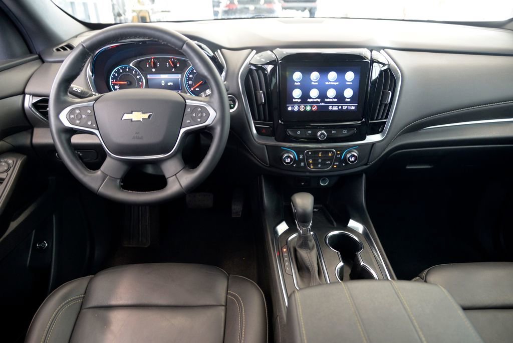 Used 2023 Black Cherry Metallic Chevrolet LT Leather image 17