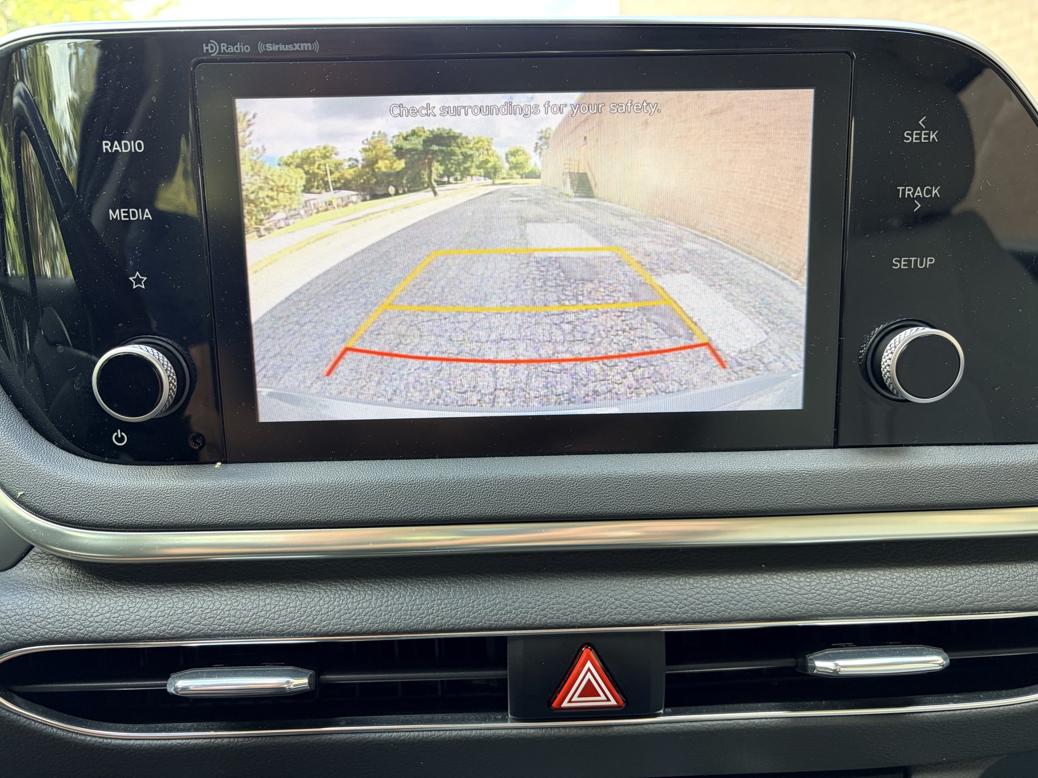 Used 2022 Hampton Gray Hyundai SEL image 15