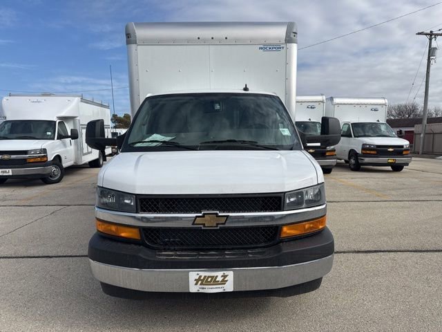 New 2025 Summit White Chevrolet 2WT image 2