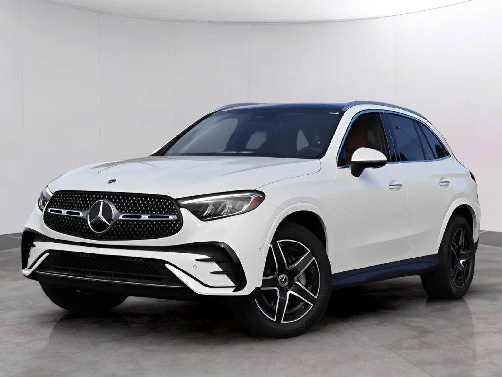 New 2027 White Mercedes-Benz GLC 300 image 1