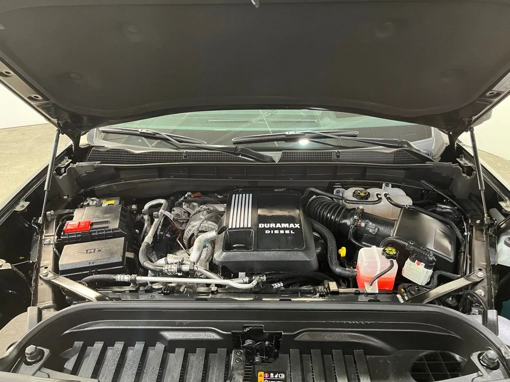 Used 2023 Black GMC Denali image 6
