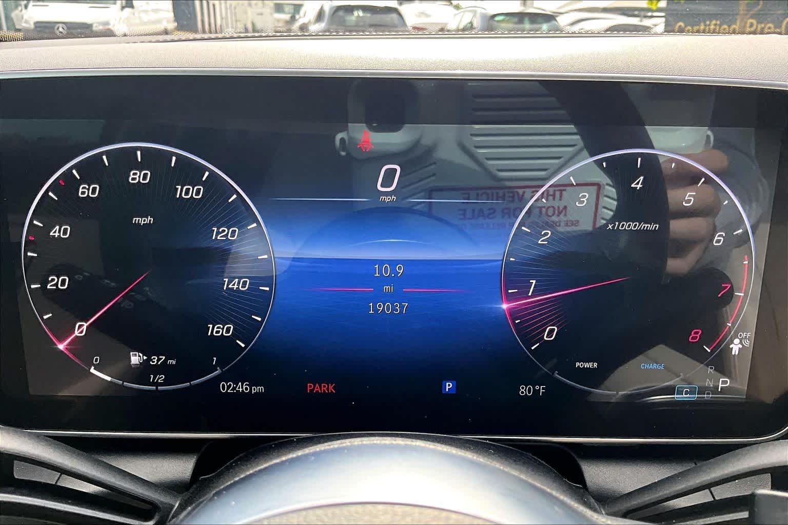 Used 2024 Black Mercedes-Benz GLC 300 image 27