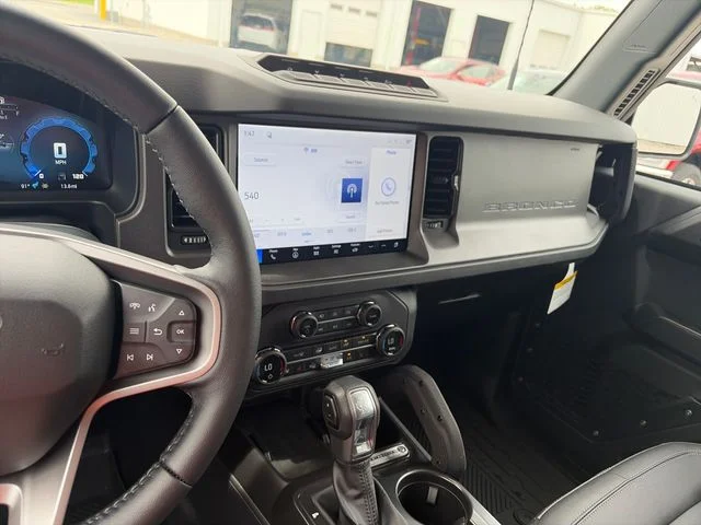 New 2026 Oxford White Ford Badlands® image 18