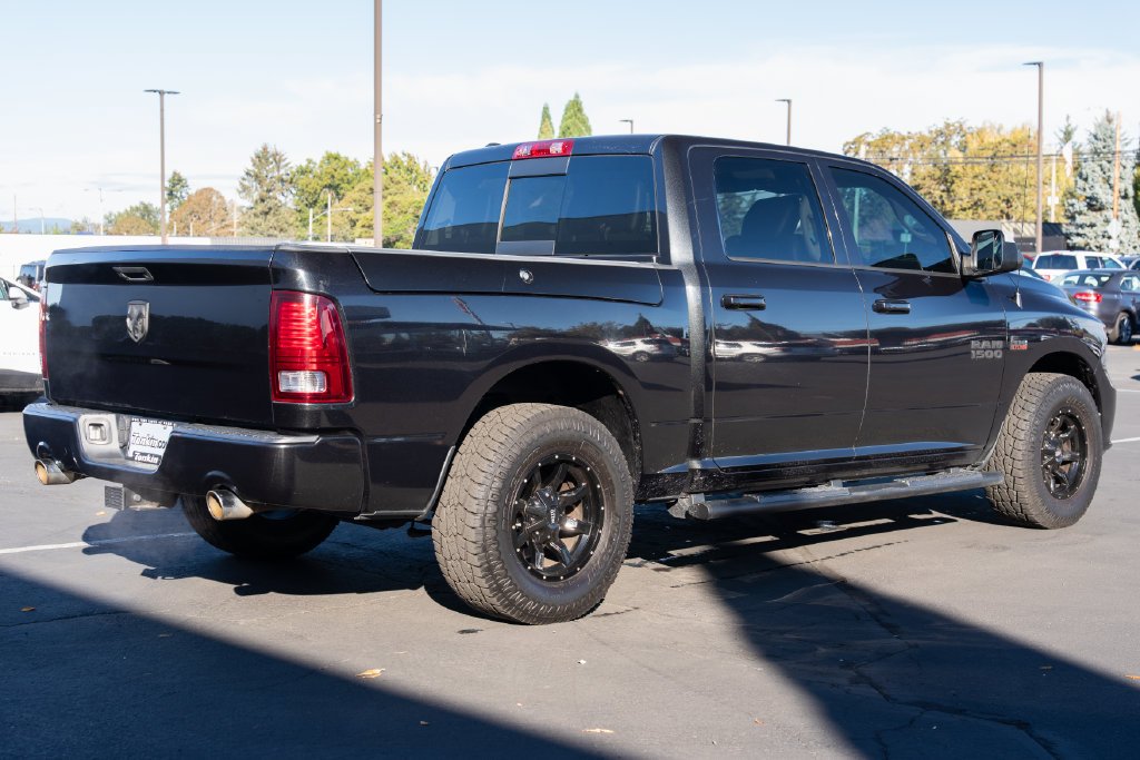 Used 2016 Brilliant Black Crystal Pearlcoat Ram Sport image 5