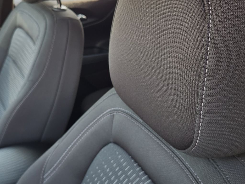2025 Chevrolet Equinox LT - Photo 15