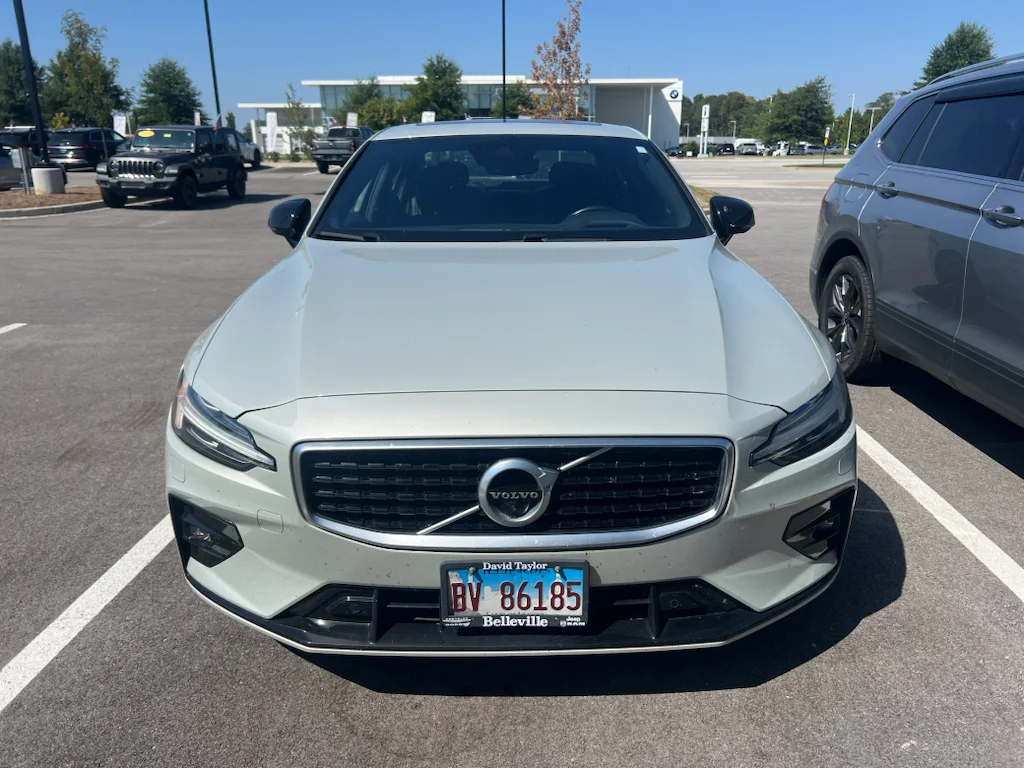 7JR102FMXKG004725