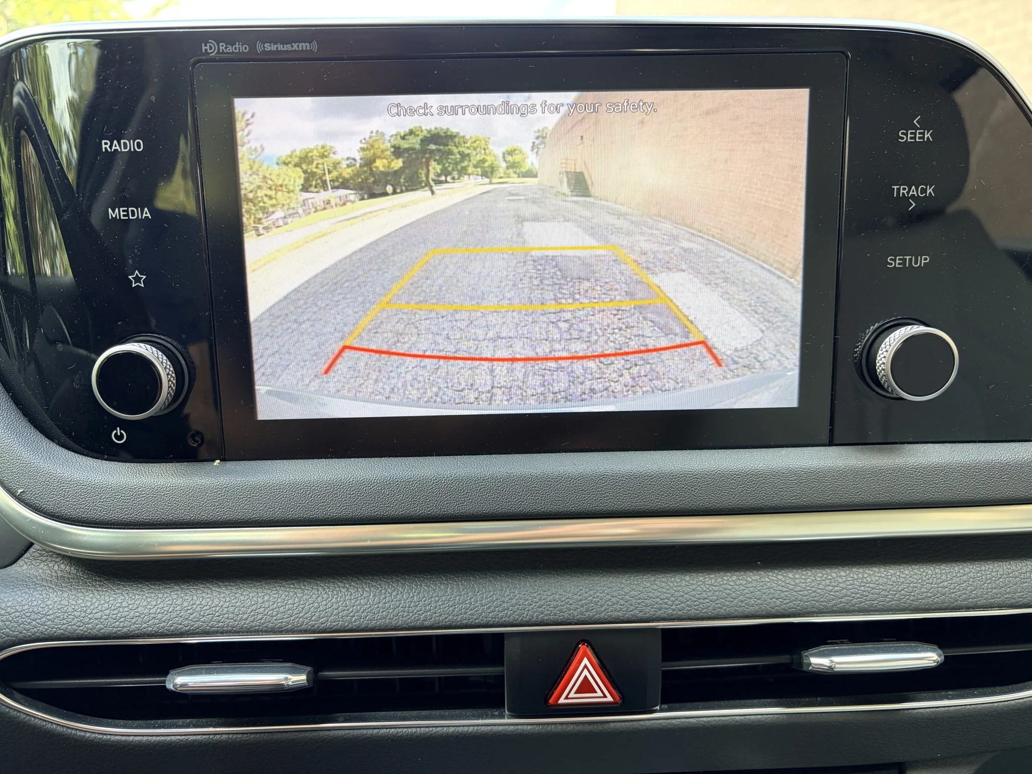 Used 2022 Hampton Gray Hyundai SEL image 15