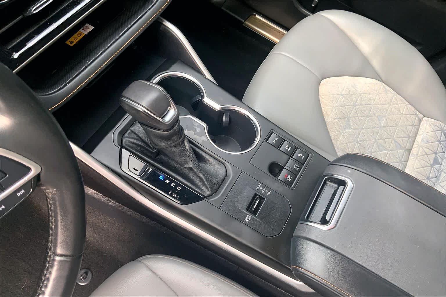 Used 2023 Midnight Black Metallic Toyota Hybrid Bronze Edition image 17