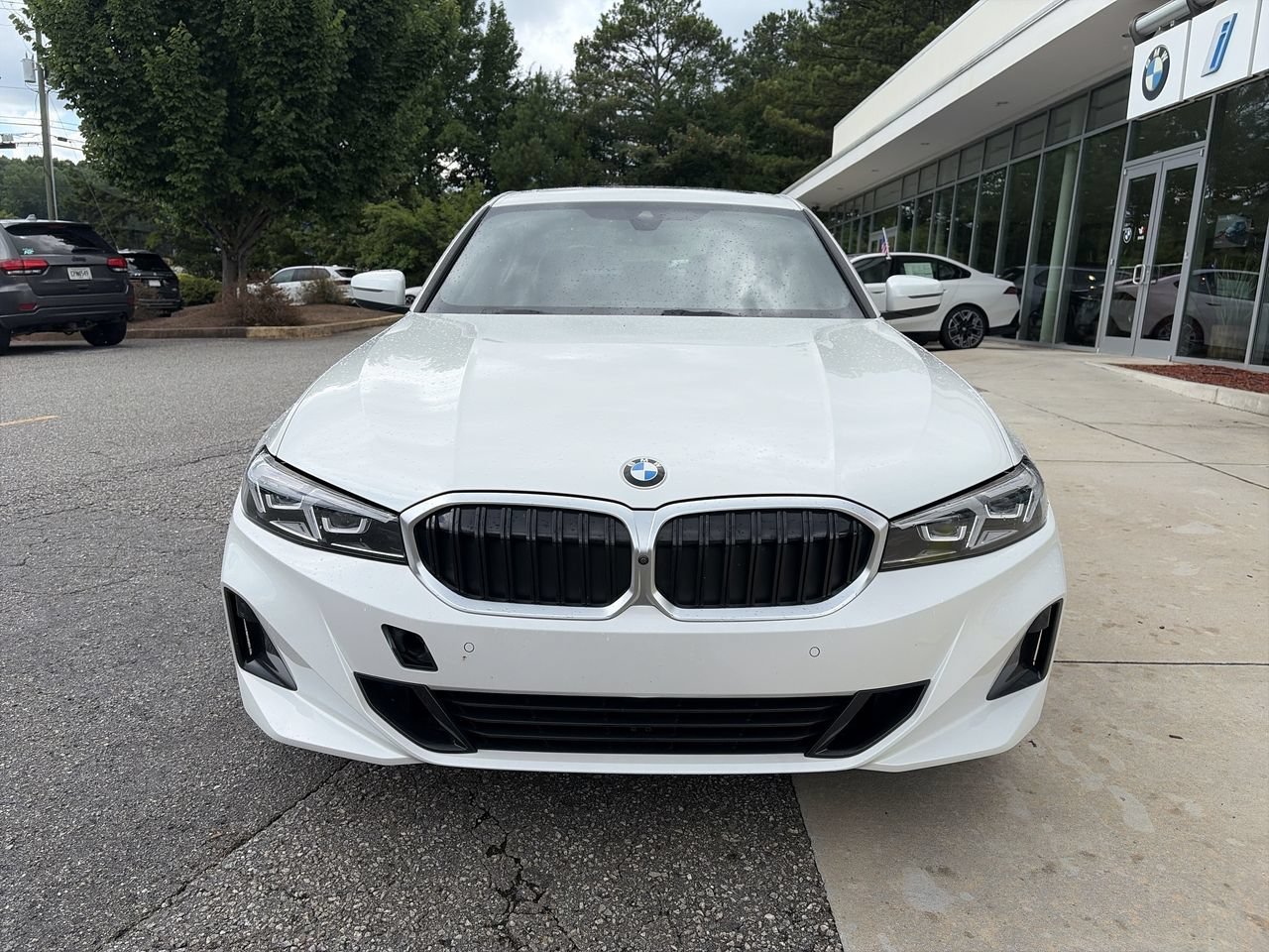 Used 2025 Mineral White Metallic BMW 330i image 3