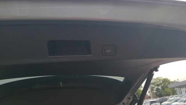 2026 GMC Acadia Elevation - Photo 25