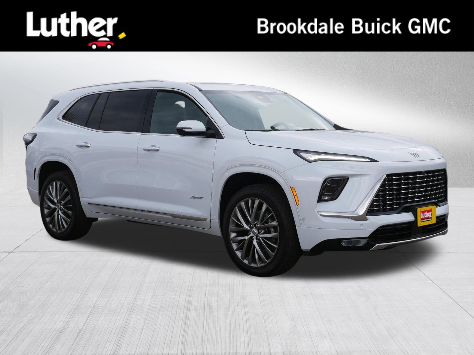 2026 Buick Enclave Avenir AWD's photo