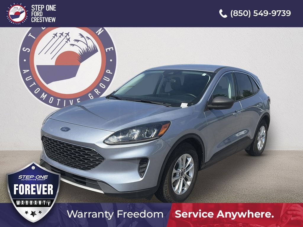 2022 Ford Escape SE FWD's photo