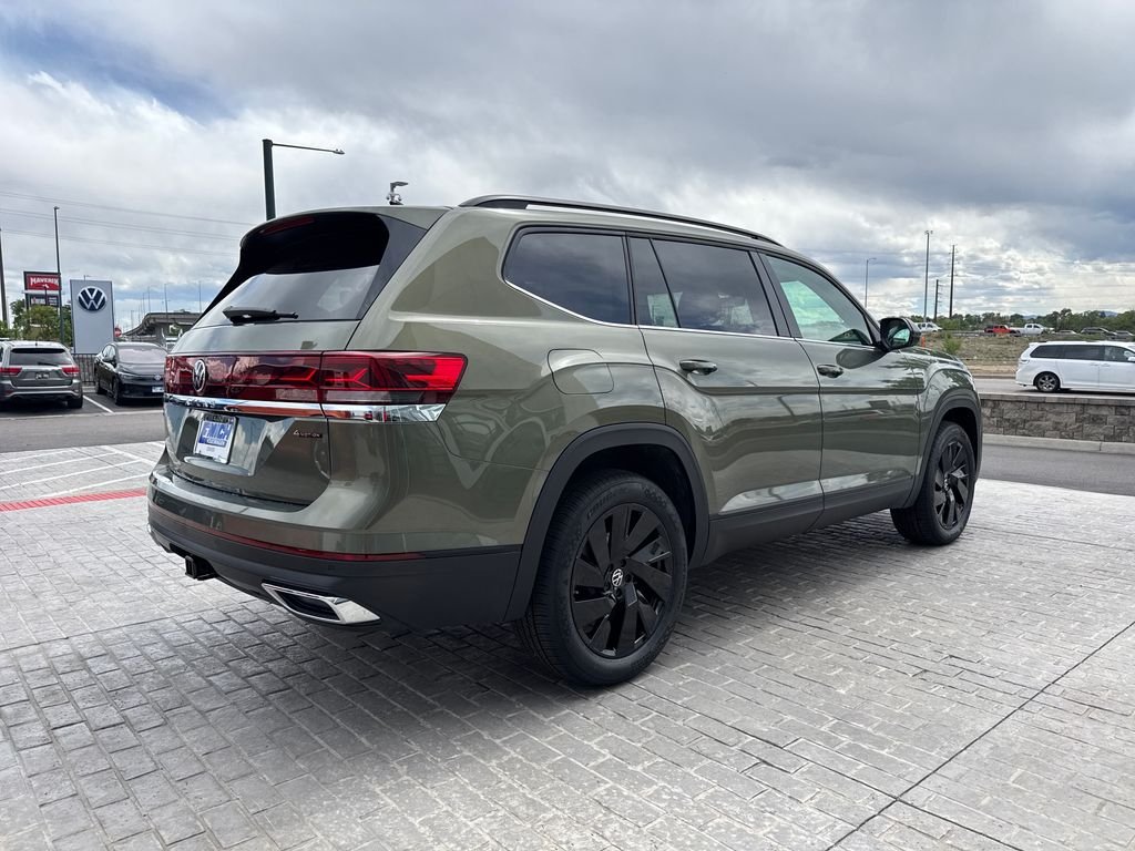 New 2026 Avocado Green Pearl Volkswagen 2.0T SE w/Technology image 5