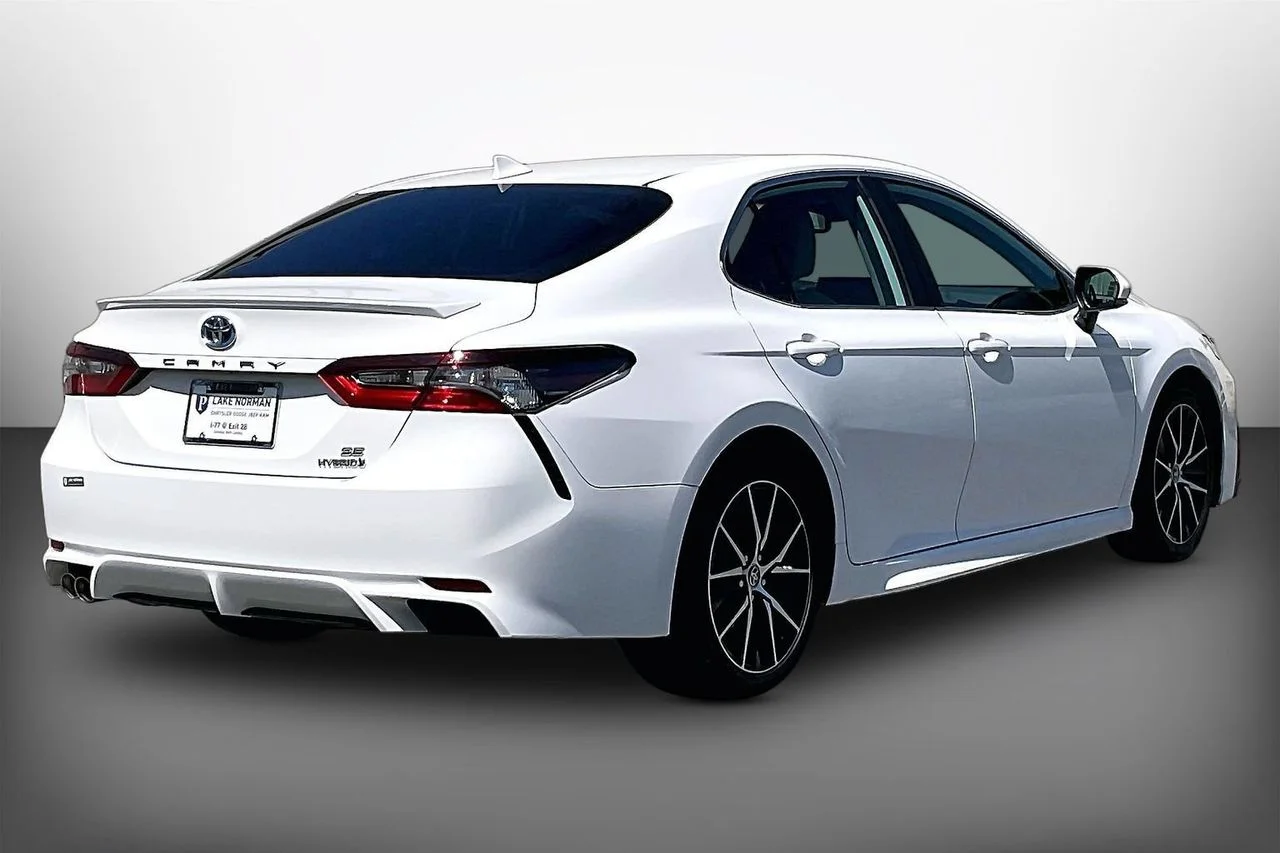 Used 2024 White Toyota SE image 8