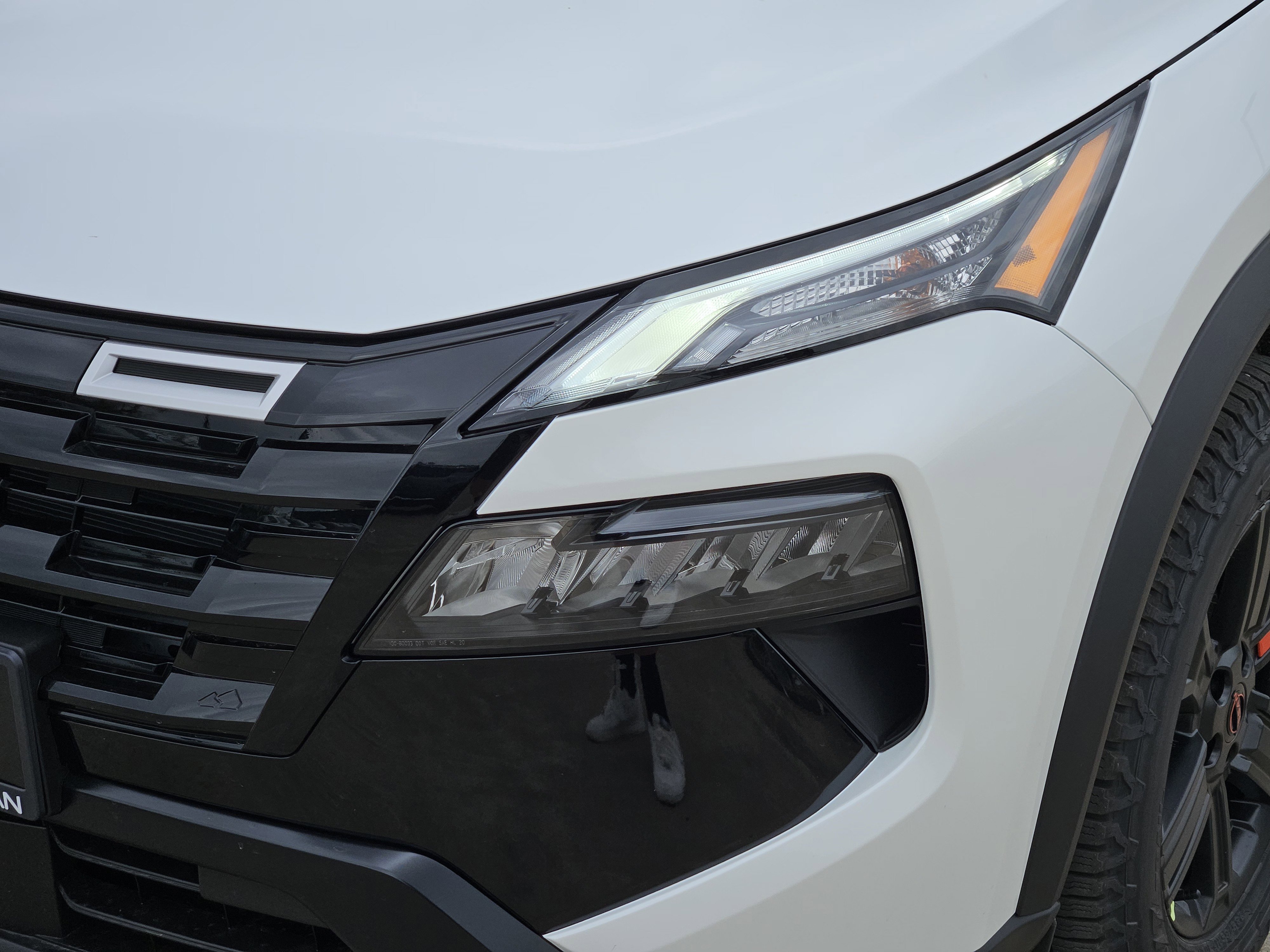 New 2026 Everest White Pearl TriCoat Nissan Rock Creek® image 8