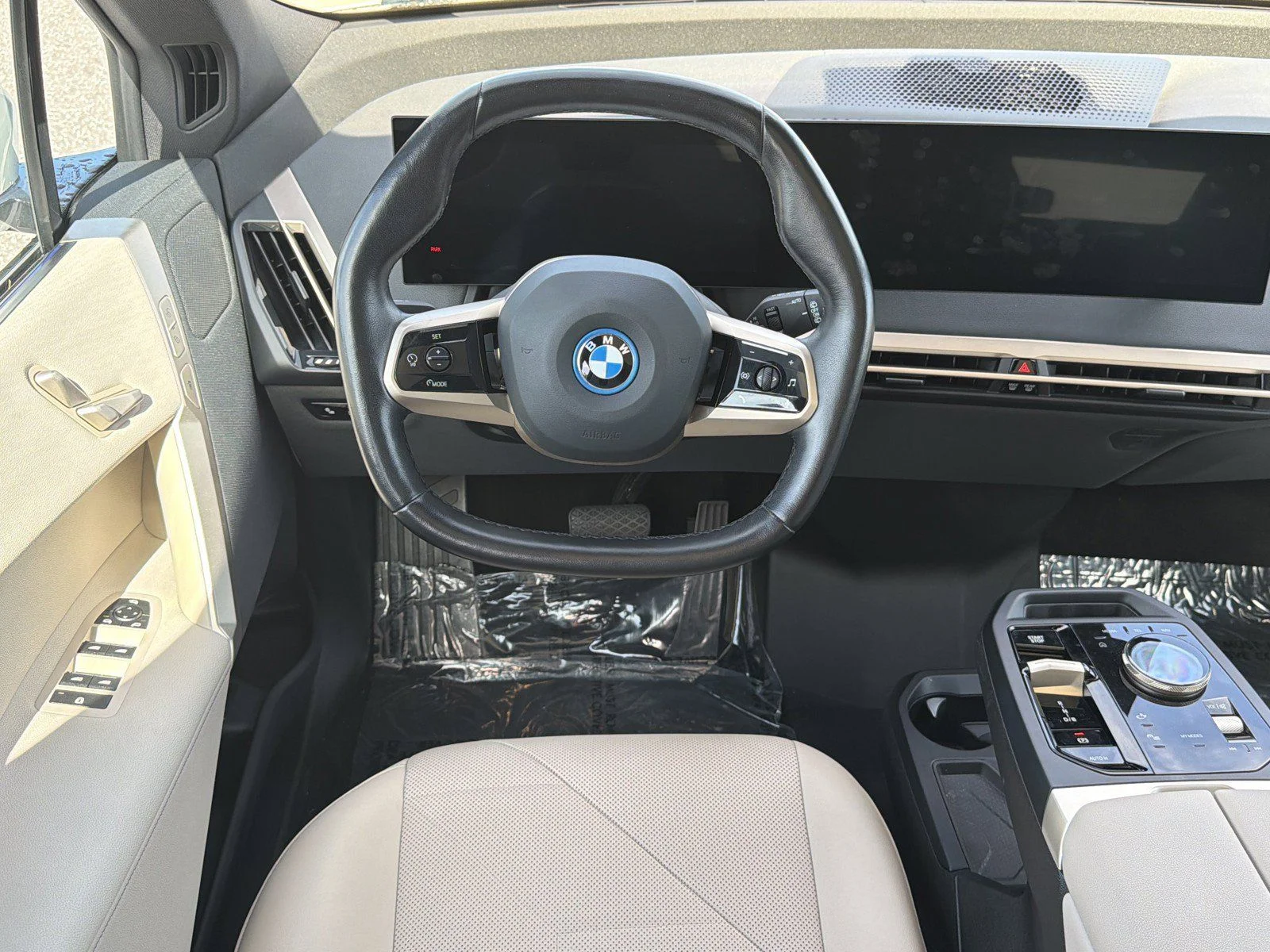 2023 BMW iX Base - Photo 15