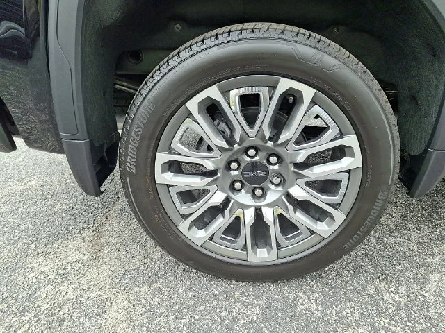 New 2026 Onyx Black GMC Denali Ultimate image 8