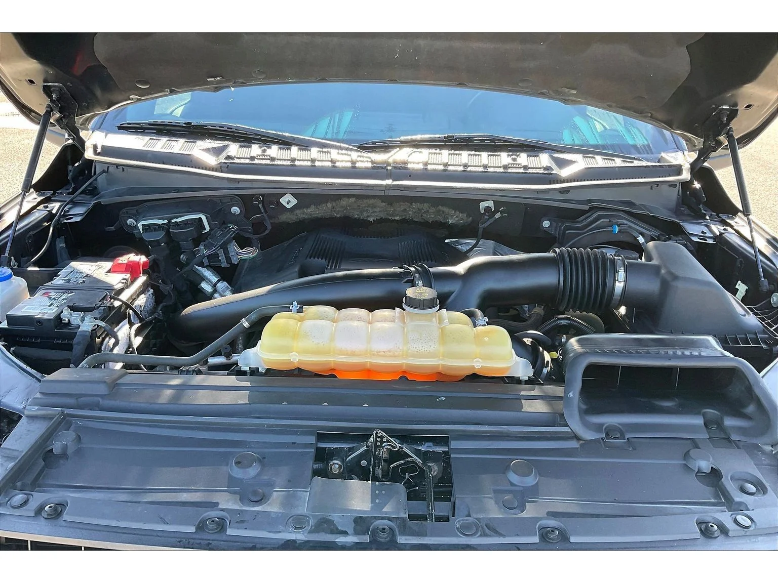 Used 2018 Gray Ford XL image 8