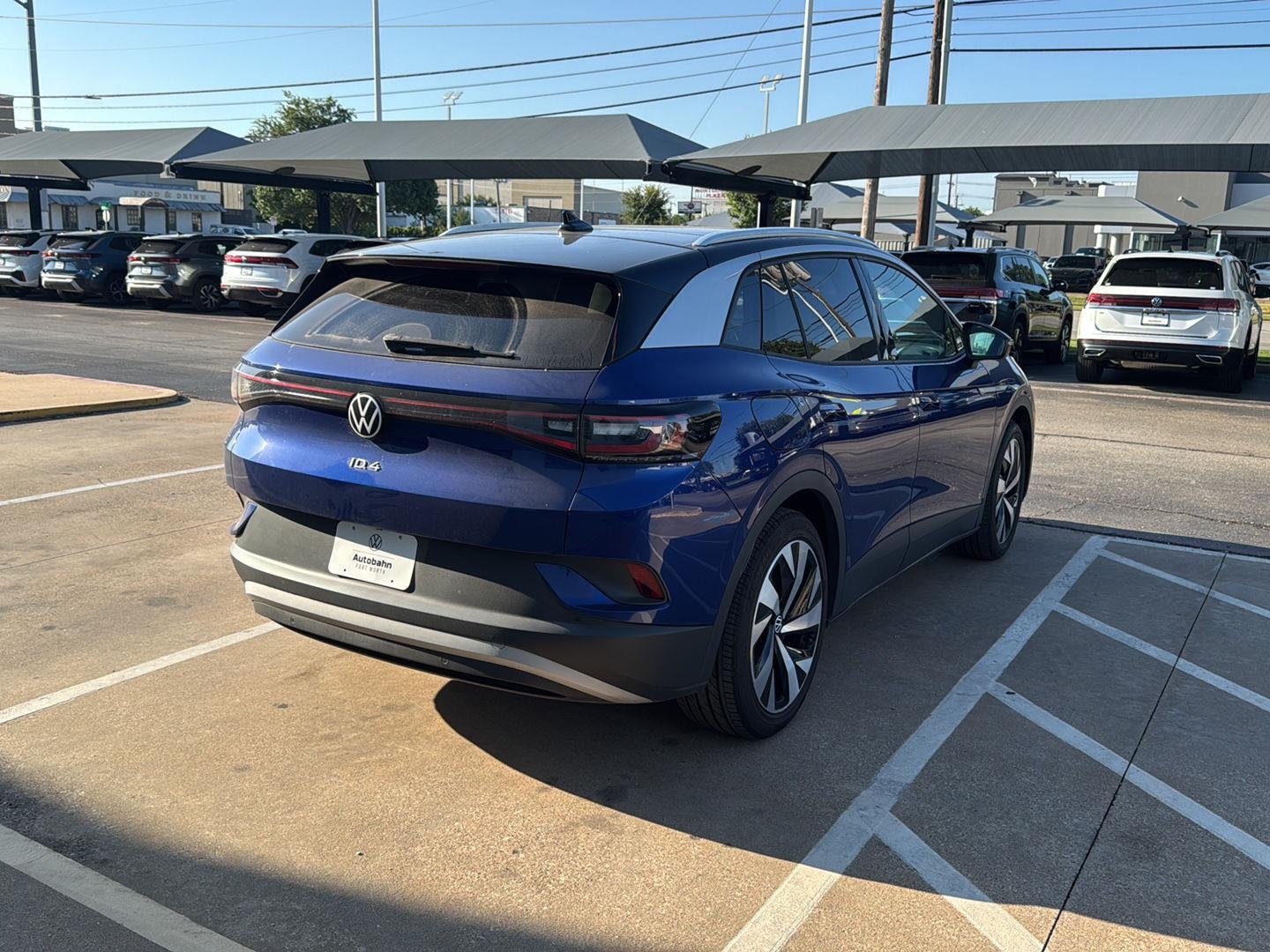 Used 2022 Dusk Blue Metallic Volkswagen Pro S image 5