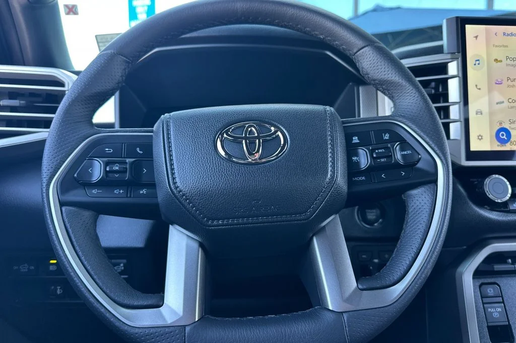 2025 Toyota Tundra Limited - Photo 25