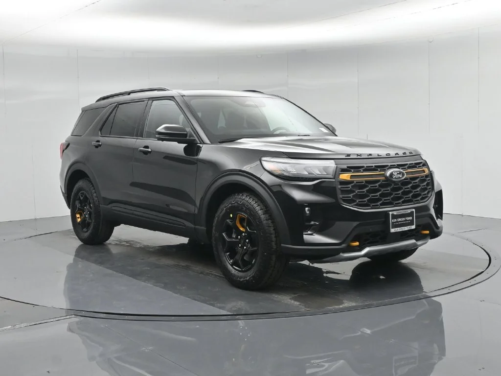 New 2026 Agate Black Metallic Ford Tremor image 58
