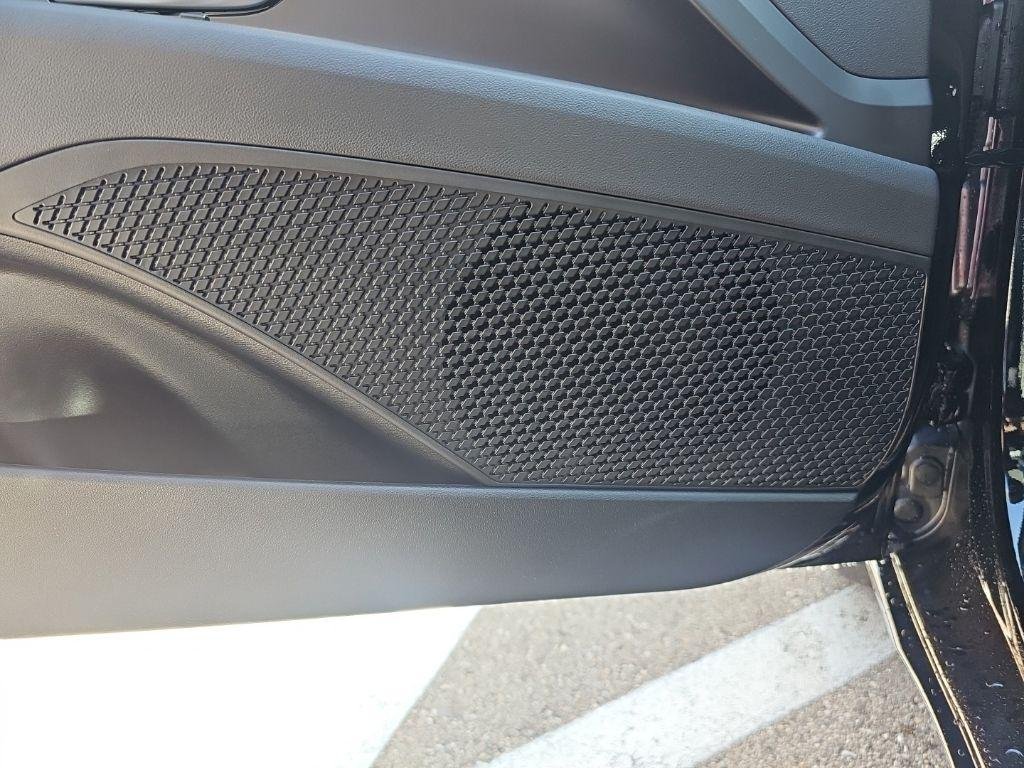 New 2026 Black Hyundai SE image 13