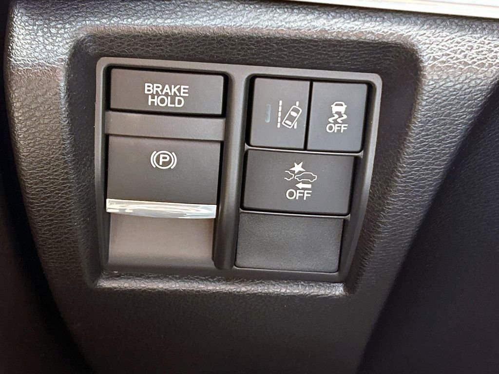 Used 2018 Silver Acura 3.5L image 21